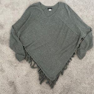 Venus XS gray shawl